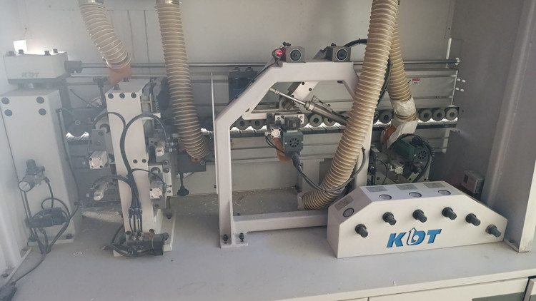 دستگاه لبه چسبان صنعتی kdt468jk نوین چوب